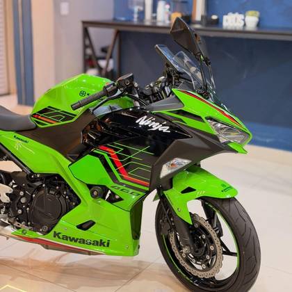 KAWASAKI NINJA 400 KAWASAKI NINJA 400